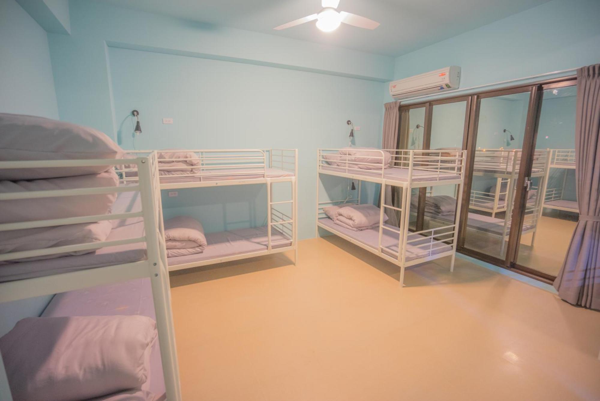 Travelers Hostel Маджонг Экстерьер фото